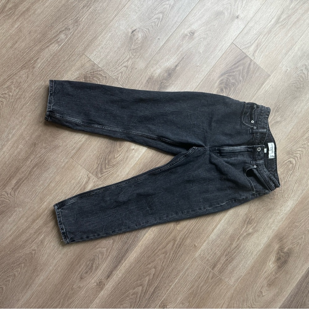 Abercrombie & Fitch High Rise Mom Jeans